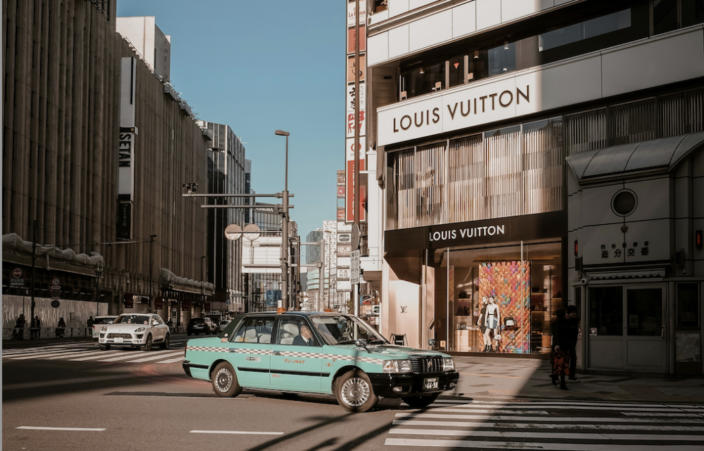 Are Decisions Buried in Emails Slowing Down Your Projects? Here’s What to Do Instead